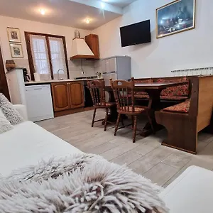 6 Posti Letto, Piste Da Scii, Parcheggio Gratis Appartamento