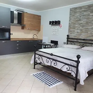 B E B House Appartamento
